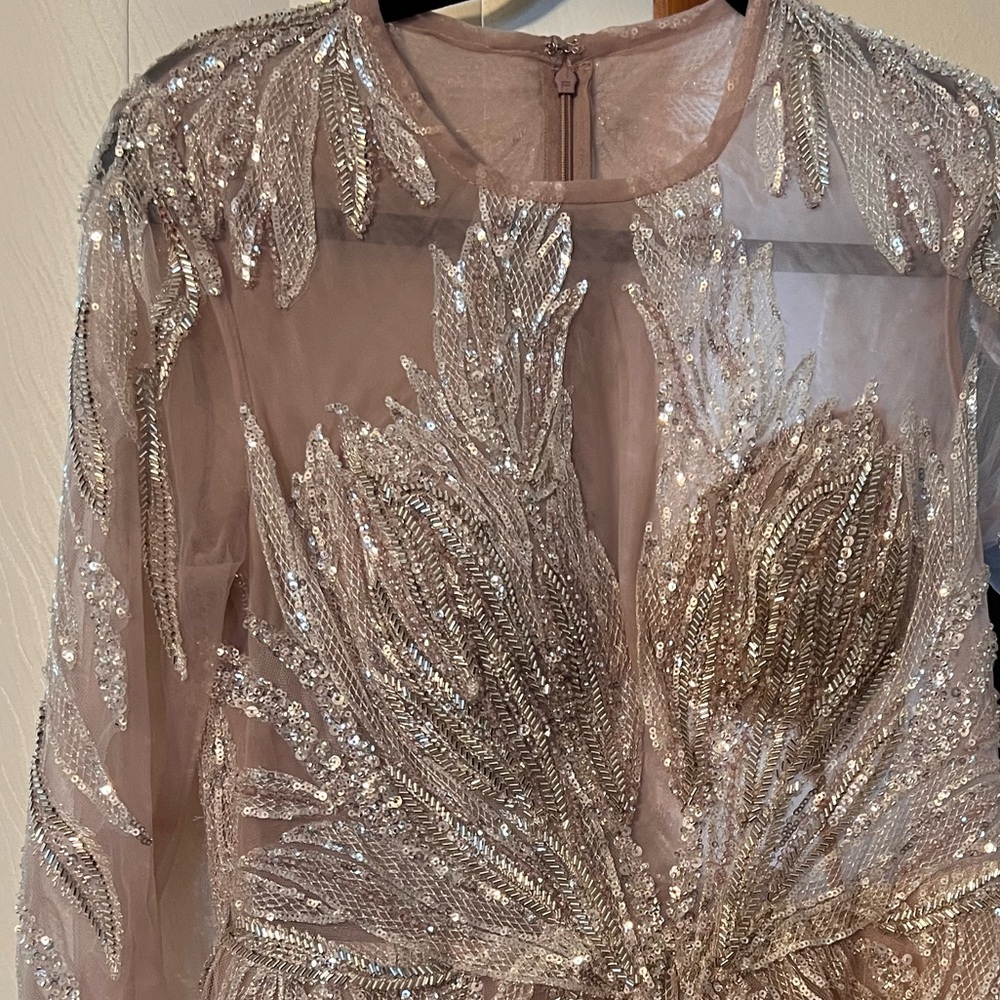 Prom/Wedding Dress size 10-12 - Picture 2 of 7